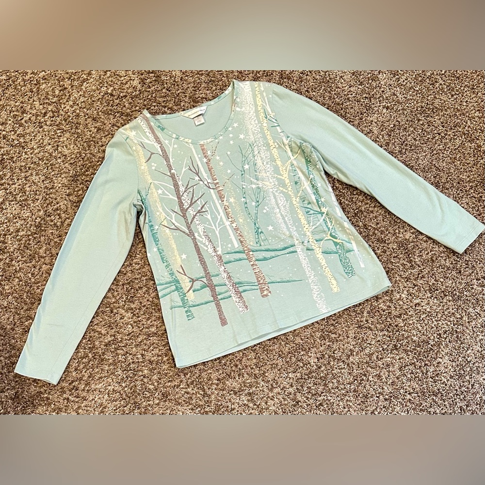 Women’s small,Christopher & Banks long sleeved shirt.